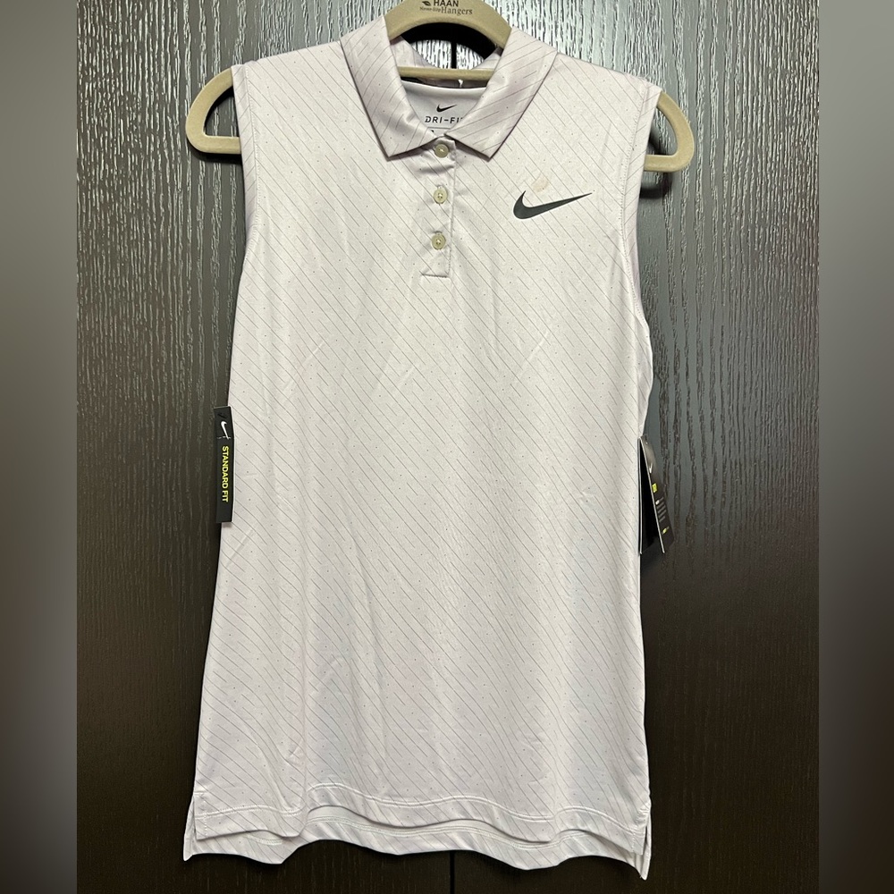 Women’s Nike Golf Tour Performance Collared Dri-Fit Tank Top (NWT)
